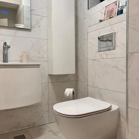 Elegance Apartment